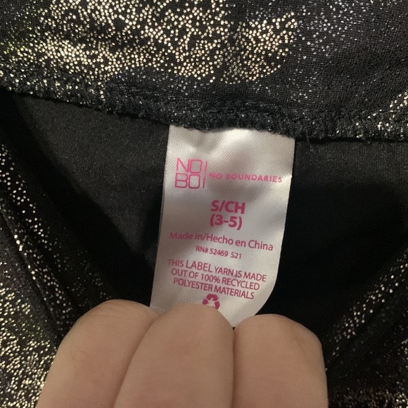 Metallic Camo Print. Size Small A31 - Picture 3 of 3